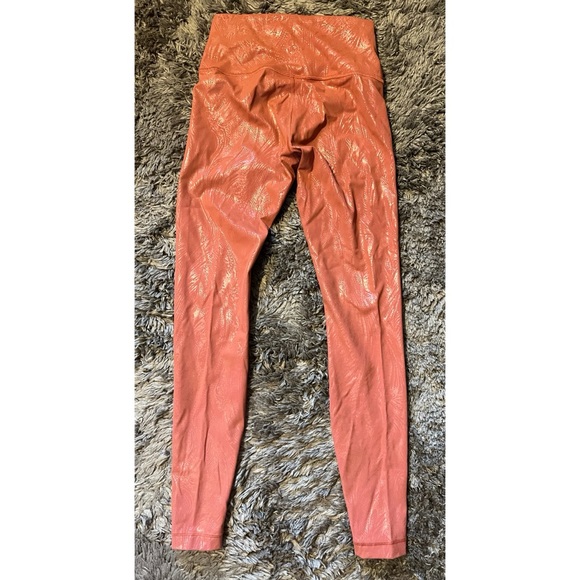 lululemon Wunder Under HR Tight 28"Shine, Size 4 - Picture 4 of 9